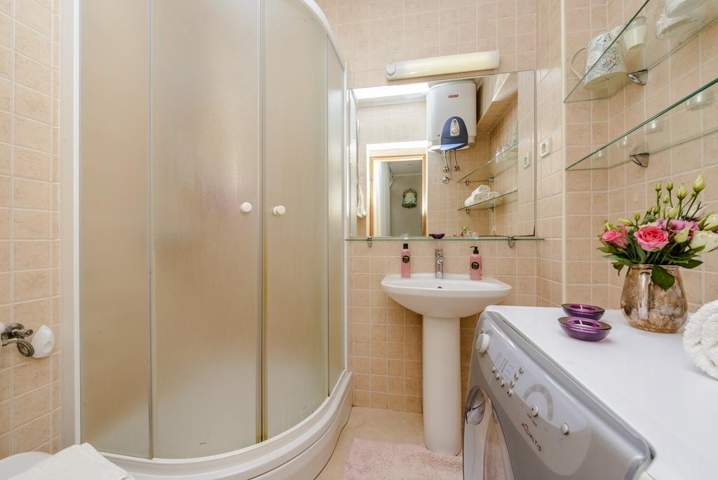 Superior Stunning Apartment Gravosa With A Free Parking Dubrovnik Luaran gambar