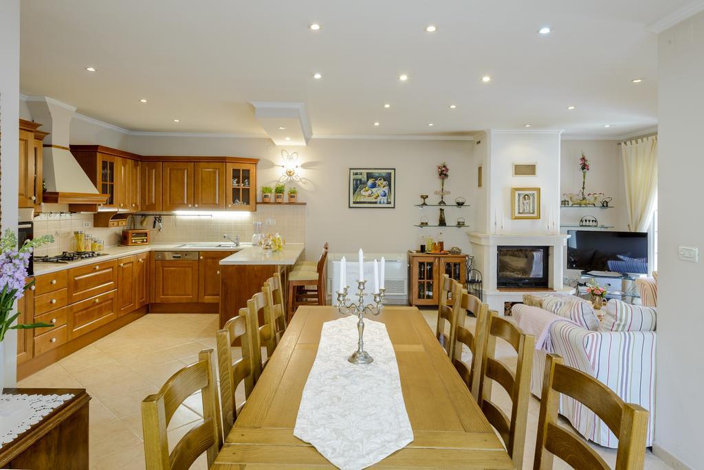 Superior Stunning Apartment Gravosa With A Free Parking Dubrovnik Luaran gambar