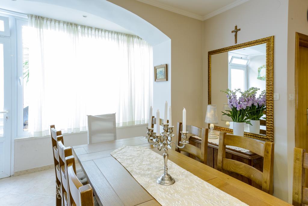 Superior Stunning Apartment Gravosa With A Free Parking Dubrovnik Luaran gambar