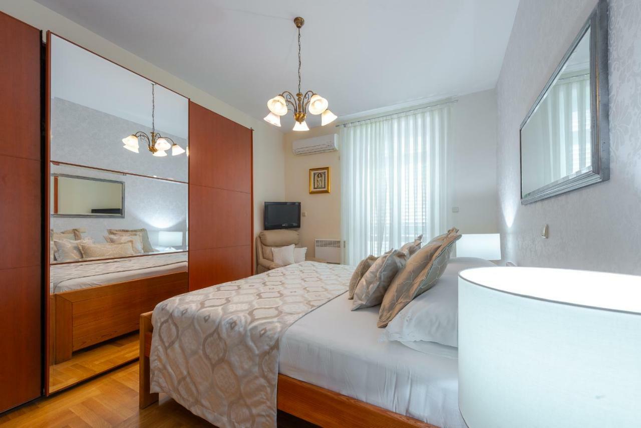Superior Stunning Apartment Gravosa With A Free Parking Dubrovnik Luaran gambar