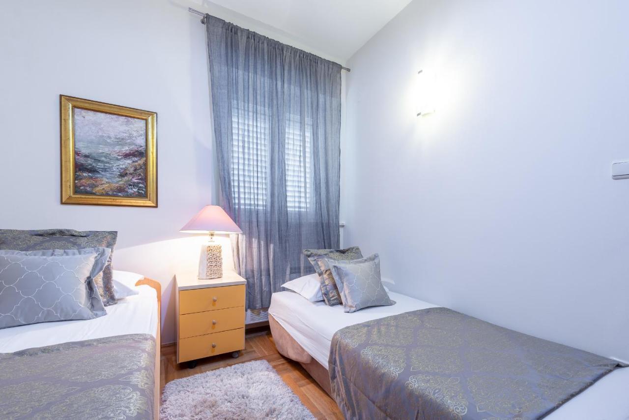 Superior Stunning Apartment Gravosa With A Free Parking Dubrovnik Luaran gambar